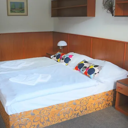 Hotel Maredis