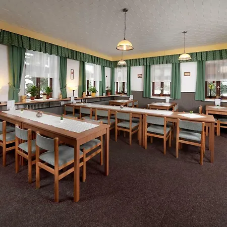 Maredis Hotel